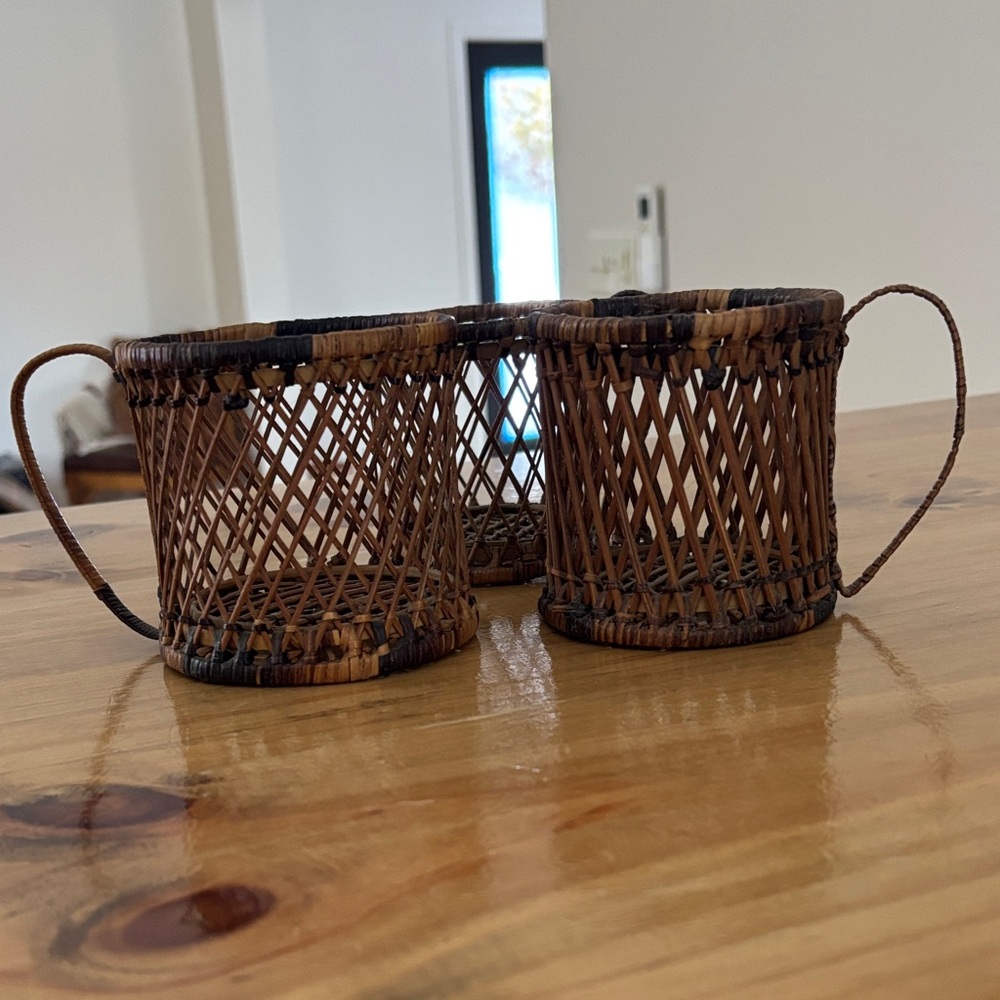 Vintage Rattan Wicker Brown cup glass holder - Picture 2 of 14